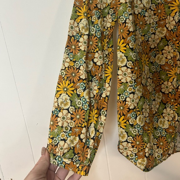 ZARA, size 10, youth girls button up 70’s floral print long sleeve shirt - Picture 4 of 7
